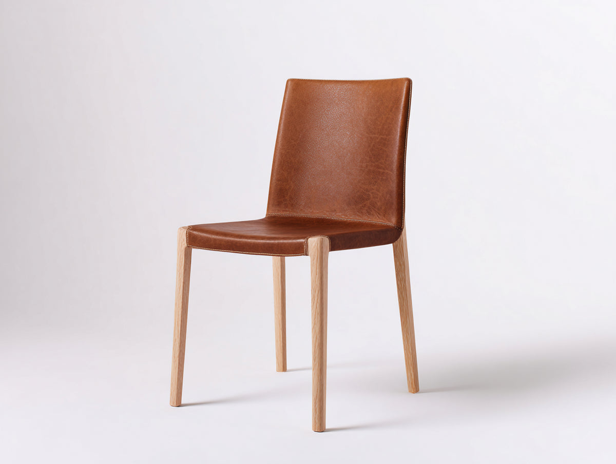 Esszimmerstuhl mit Kunstlederbezug 48x56x88 cm - Cognacbraun und Naturholz - Hohe Rückenlehne im modernen Design